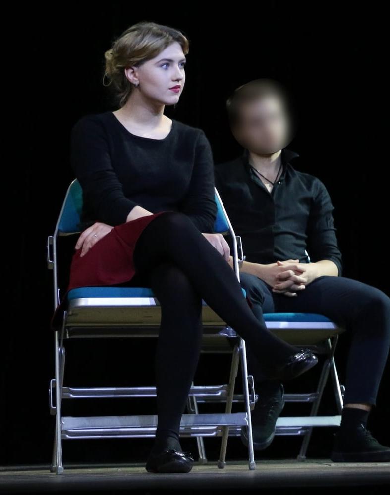 25P Tights &amp; Pantyhose on Stage