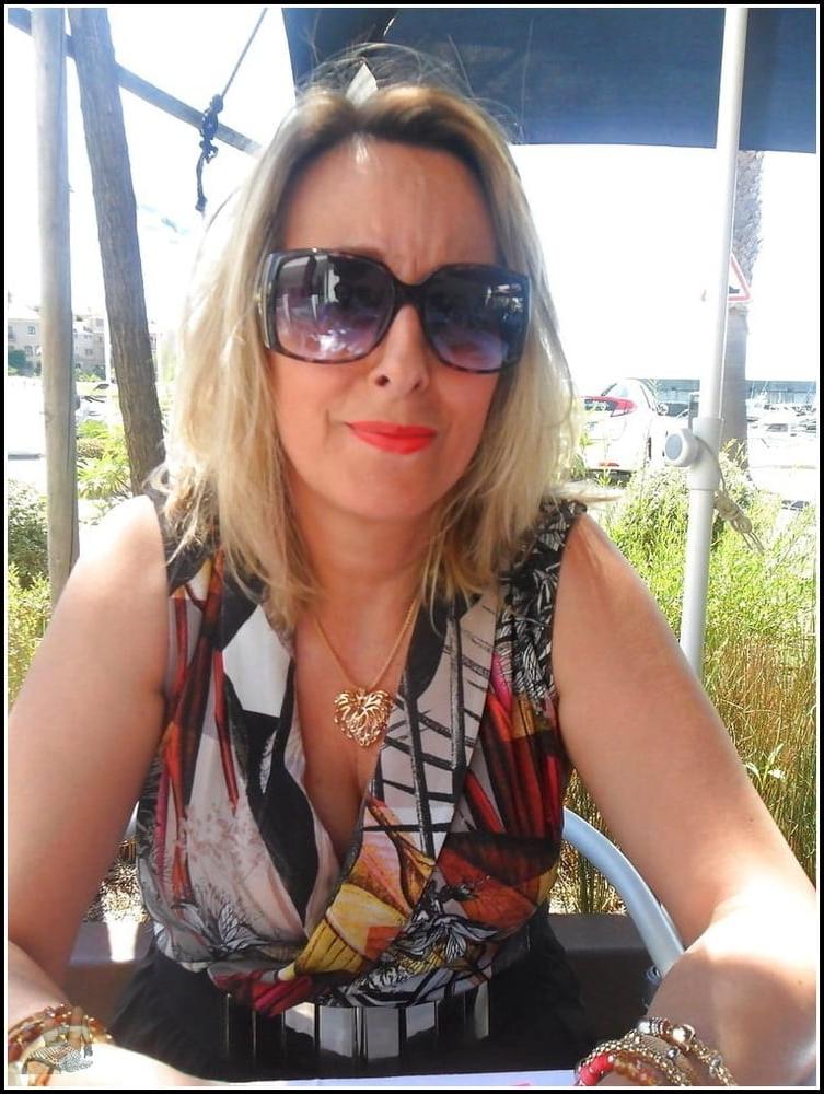 25P Milfs sluts grannies busty stockings and much more: II