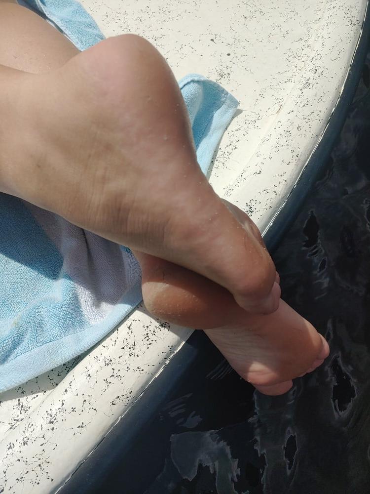 15P Sexy white ass in thong on boat