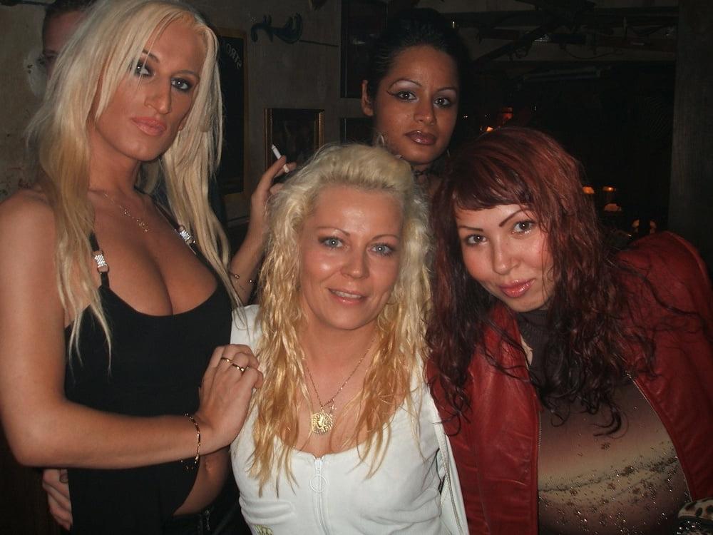 25P Blond MILF with a perfect body