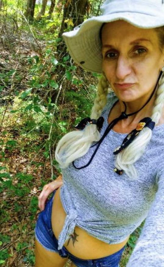 19P Dirty Tampa Motel Slut