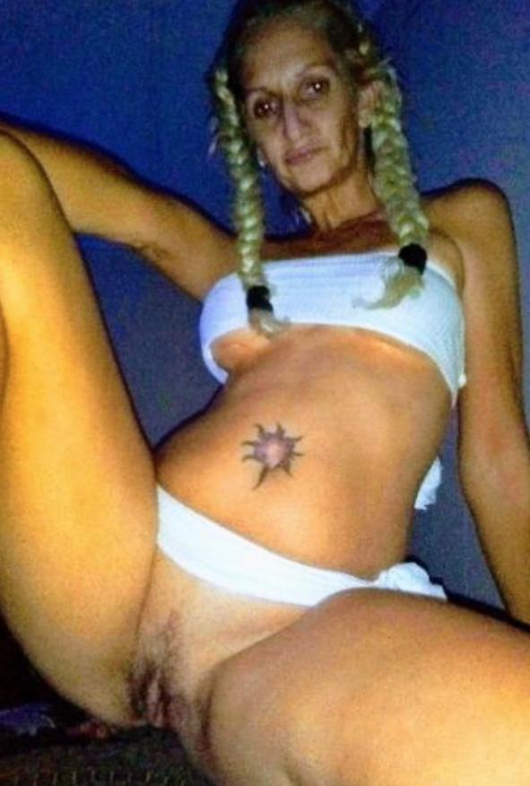 19P Dirty Tampa Motel Slut