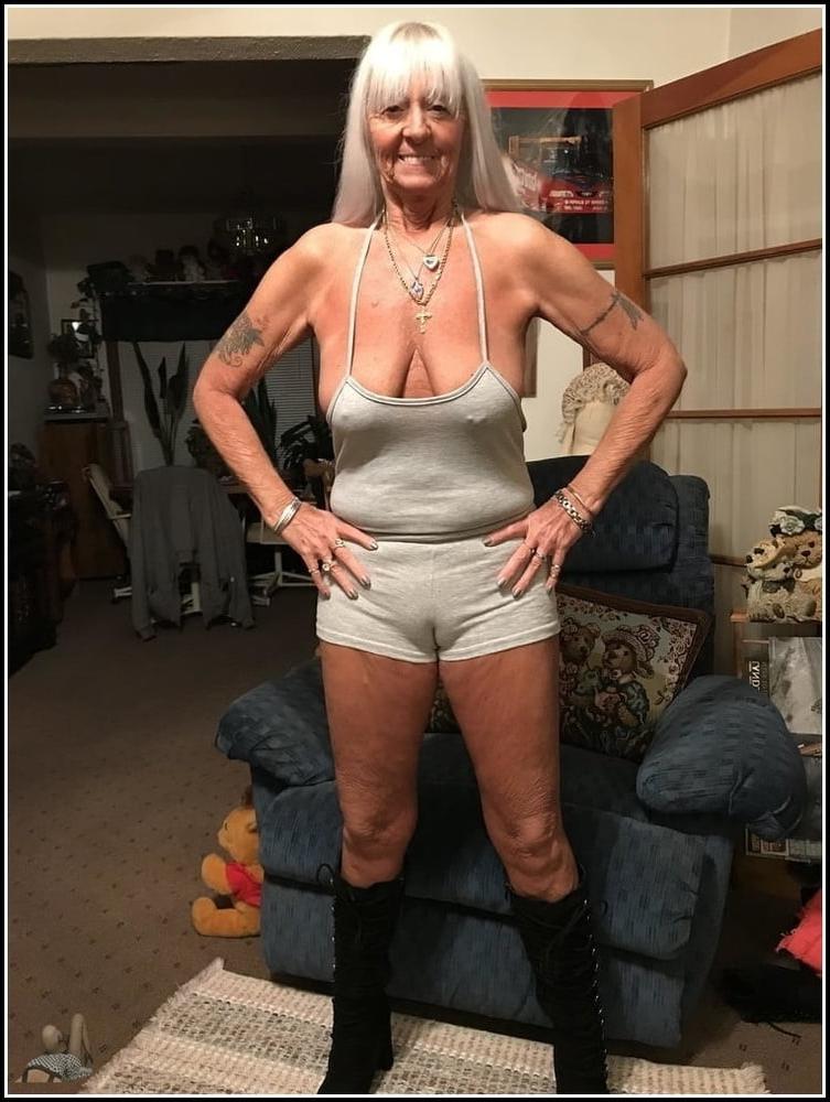 25P Milfs sluts grannies busty stockings and much more: I