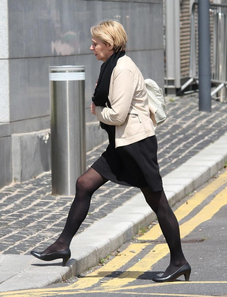 25P Street Pantyhose - Well Hosed Mature Cunts