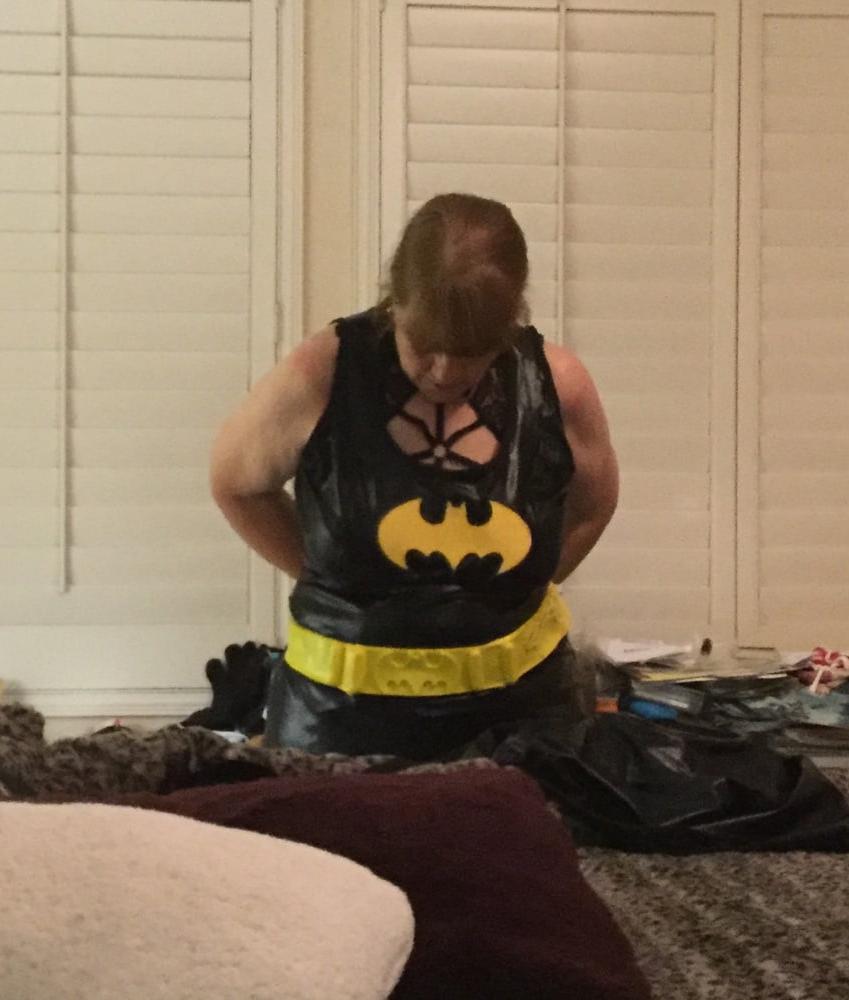 25P Carmen's Batgirl Cosplay