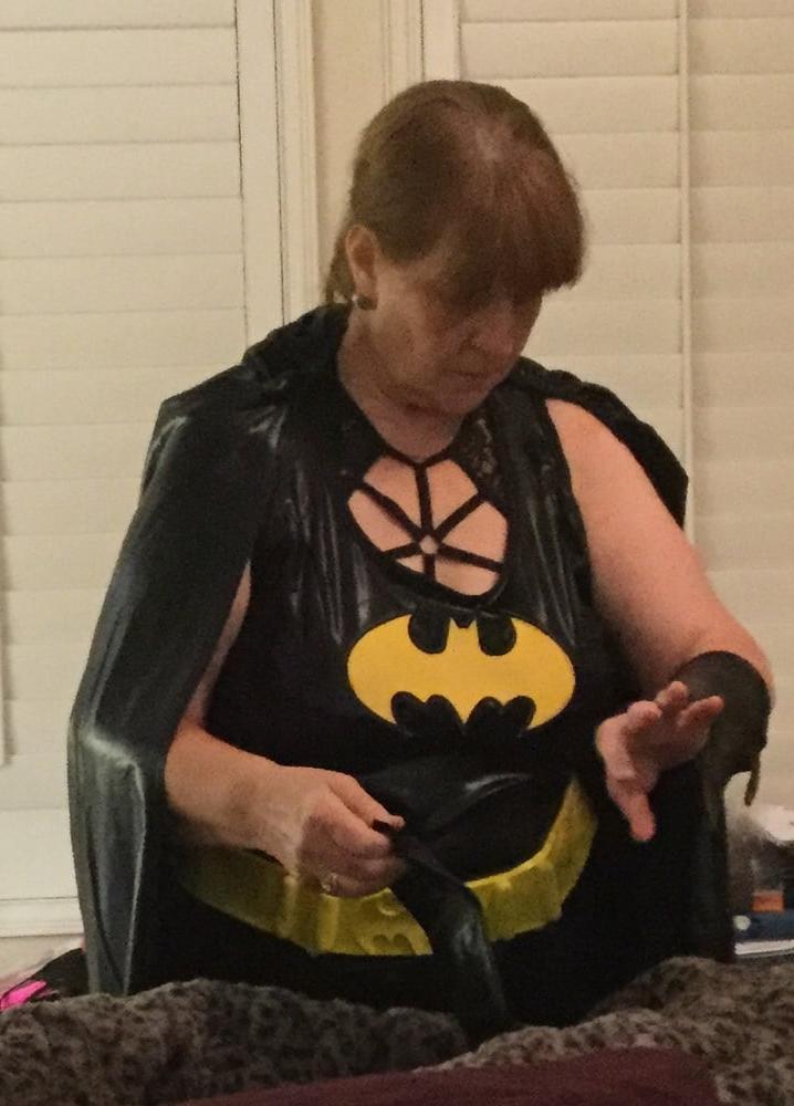 25P Carmen's Batgirl Cosplay