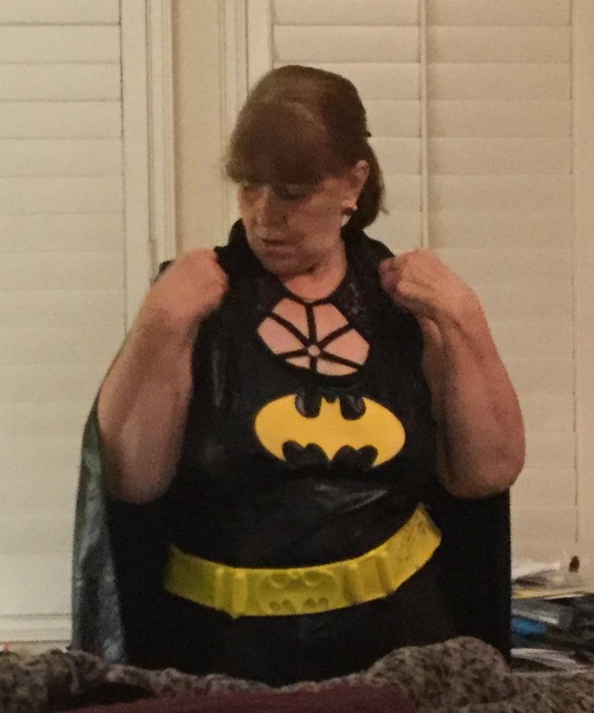 25P Carmen's Batgirl Cosplay