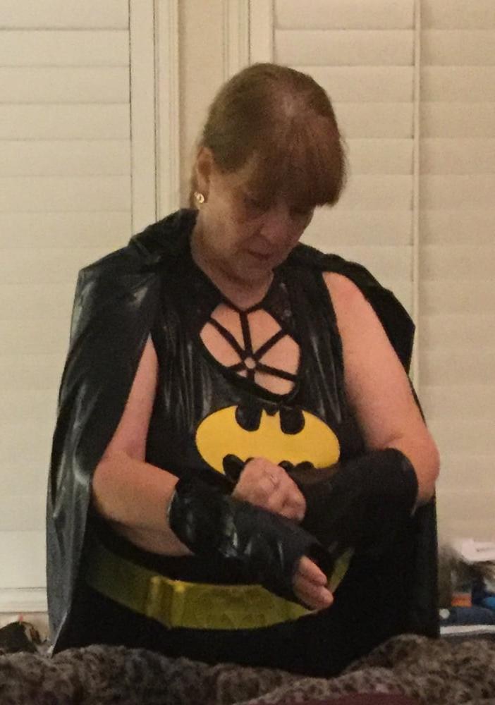 25P Carmen's Batgirl Cosplay