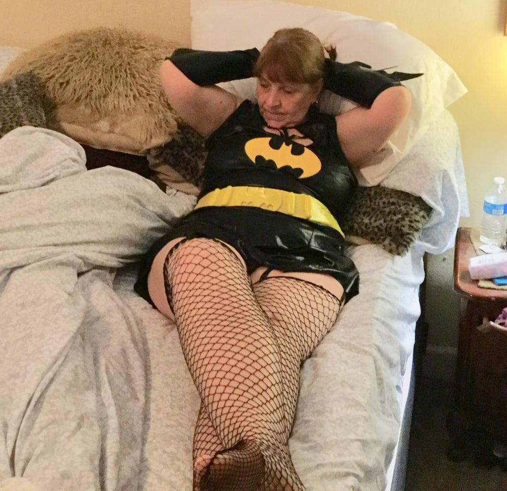 25P Carmen's Batgirl Cosplay
