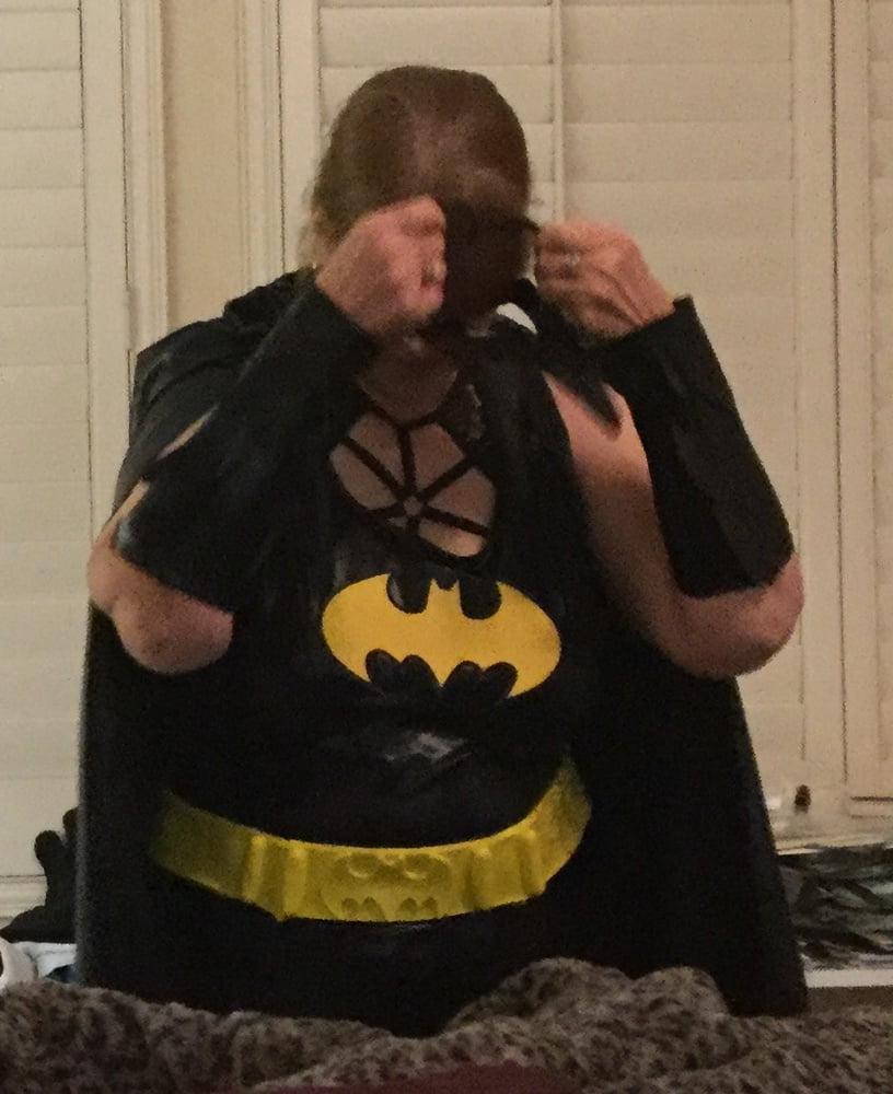 25P Carmen's Batgirl Cosplay