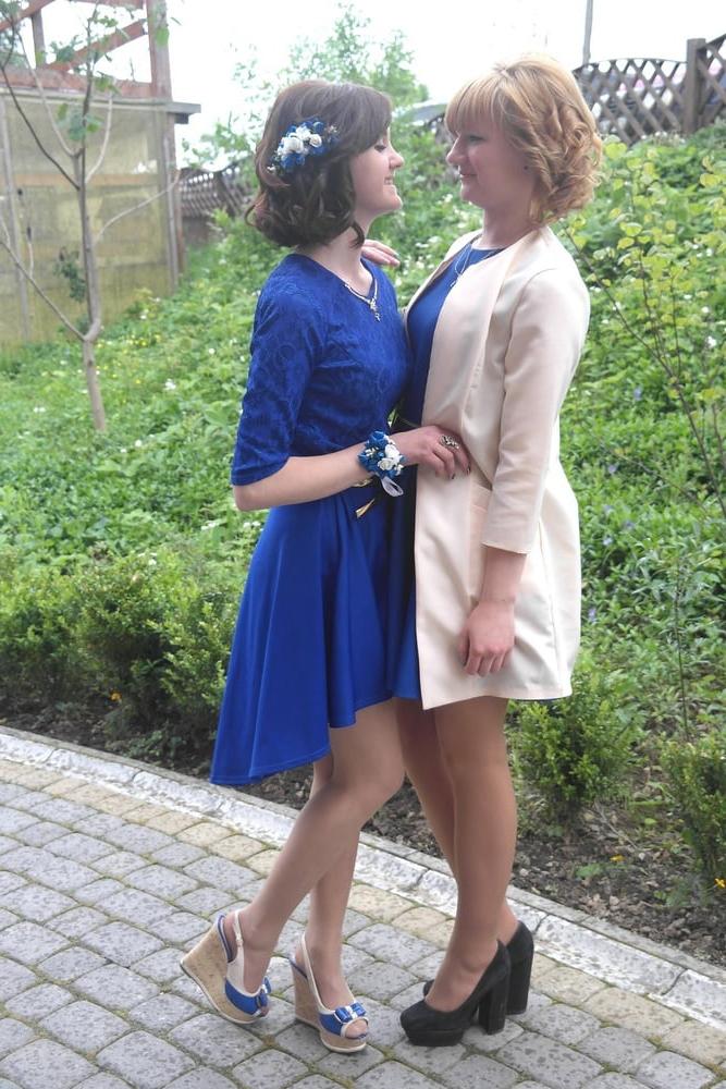 14P Russian Bridesmaids in Pantyhose