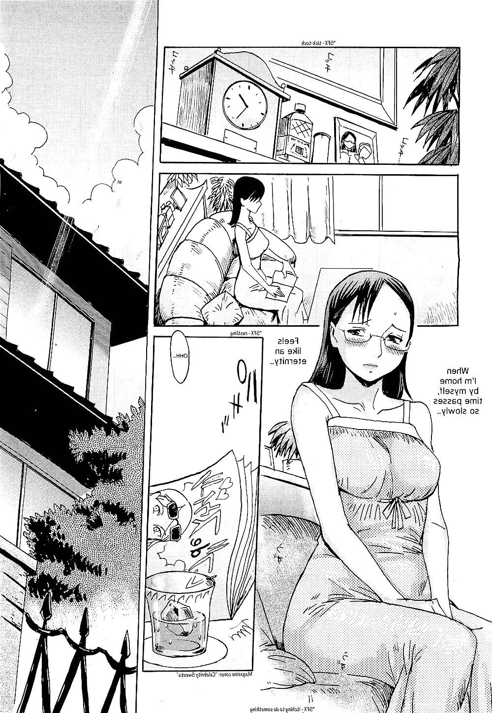 24P Henatai Mom 002