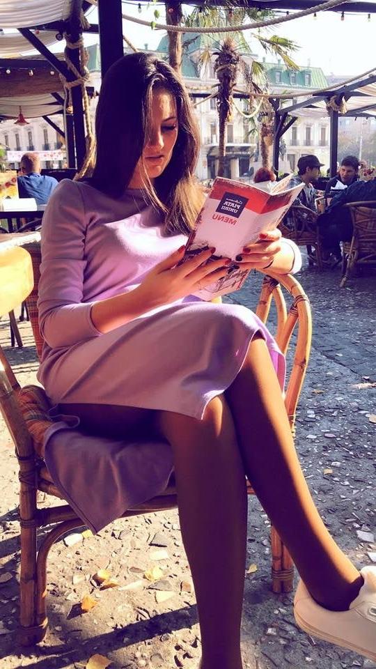 25P sexy females in tights pantyhose nylons 94