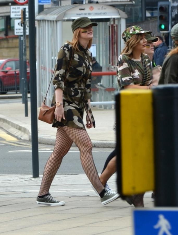 25P Street Pantyhose - UK Hen Party Slags