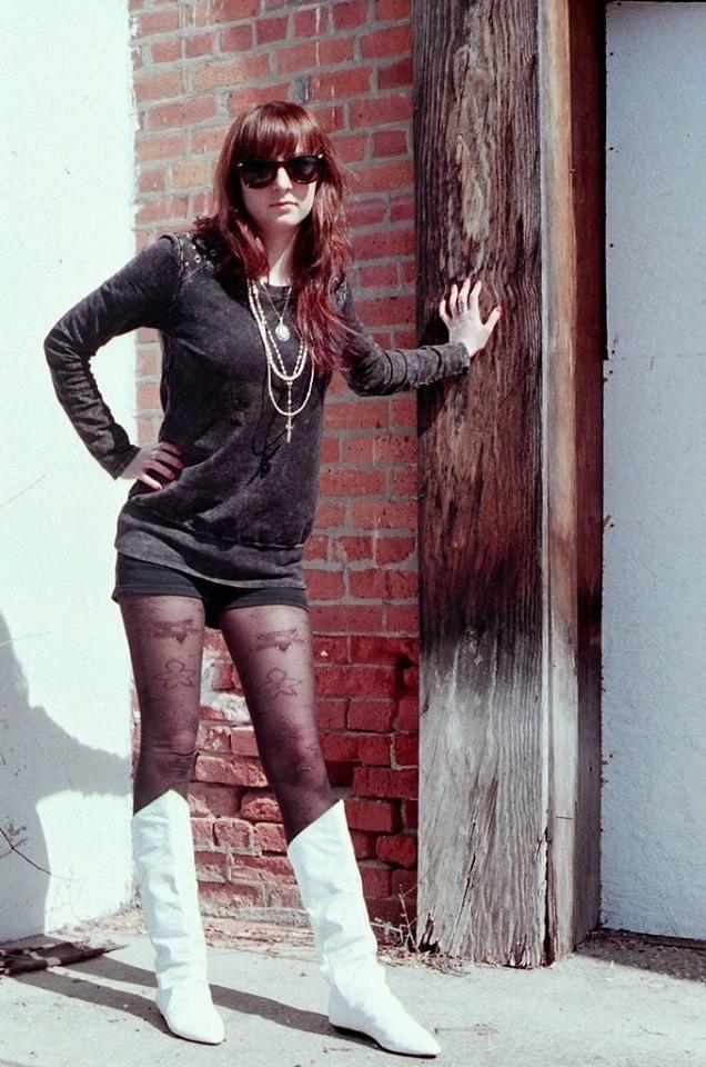 25P PANTYHOSE QUEENS 3