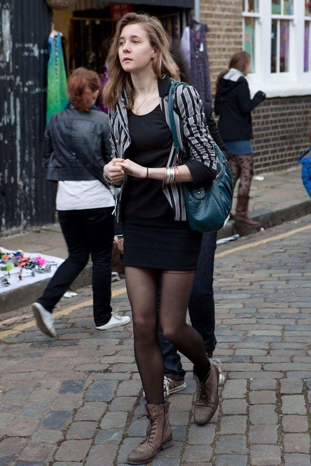 25P PANTYHOSE QUEENS 3