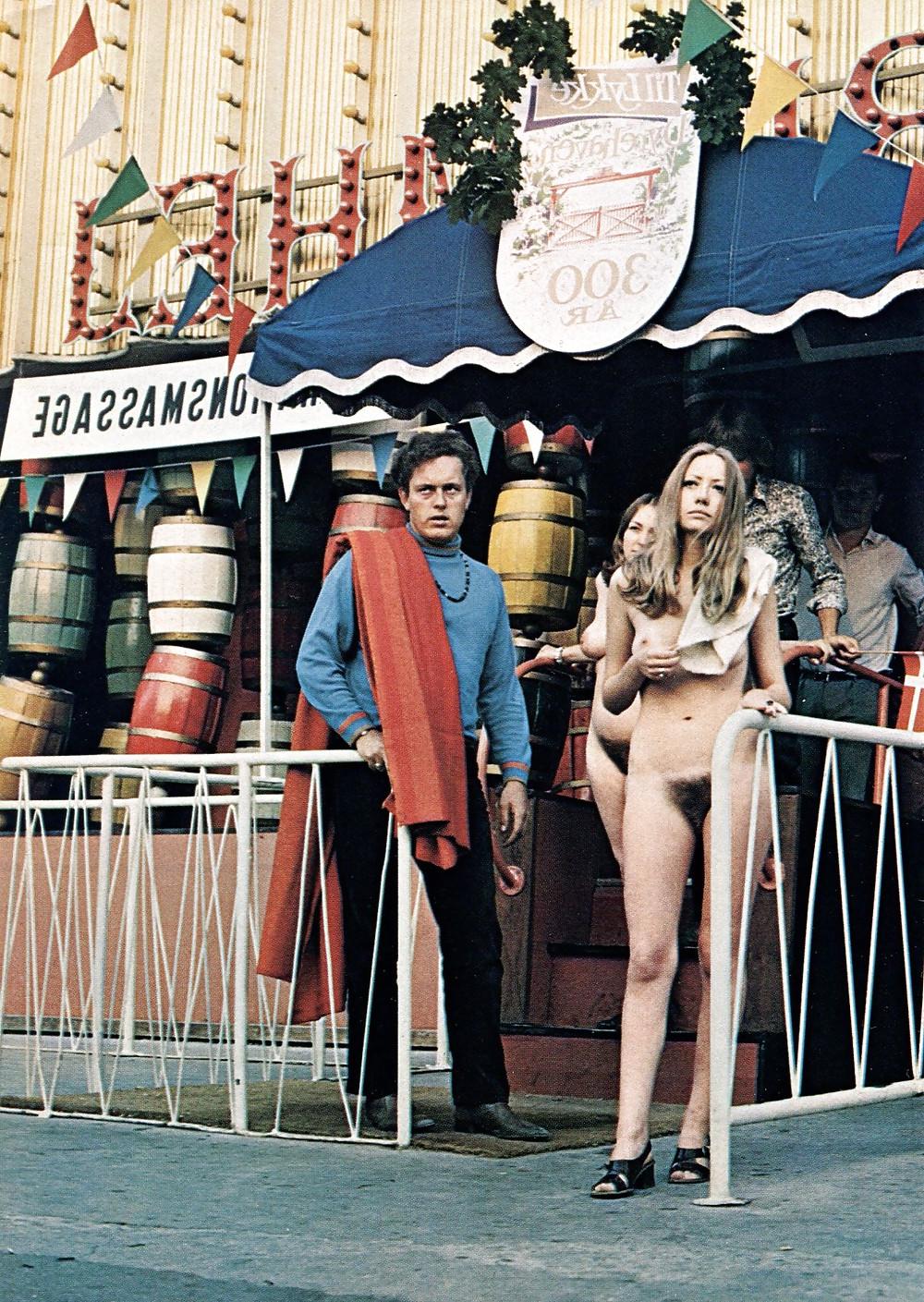 25P UNI SEX 2 Vintage Set