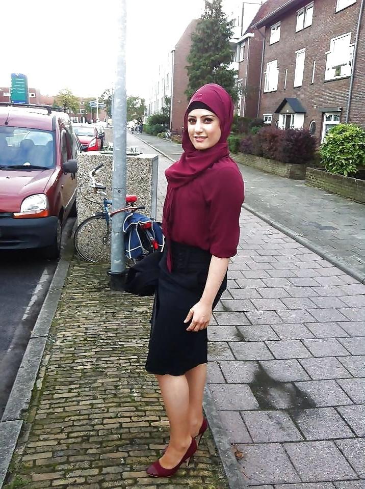 25P Echte Ehefrauen und Freundinnen in Strumpfhosen