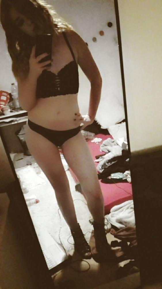 21P Chienne a blacks salope francaise Exposed french slut