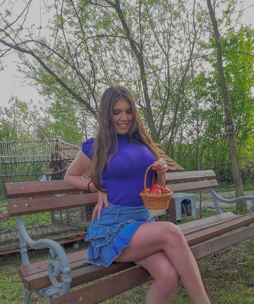 25P Zorica - Busty Serbian Slut