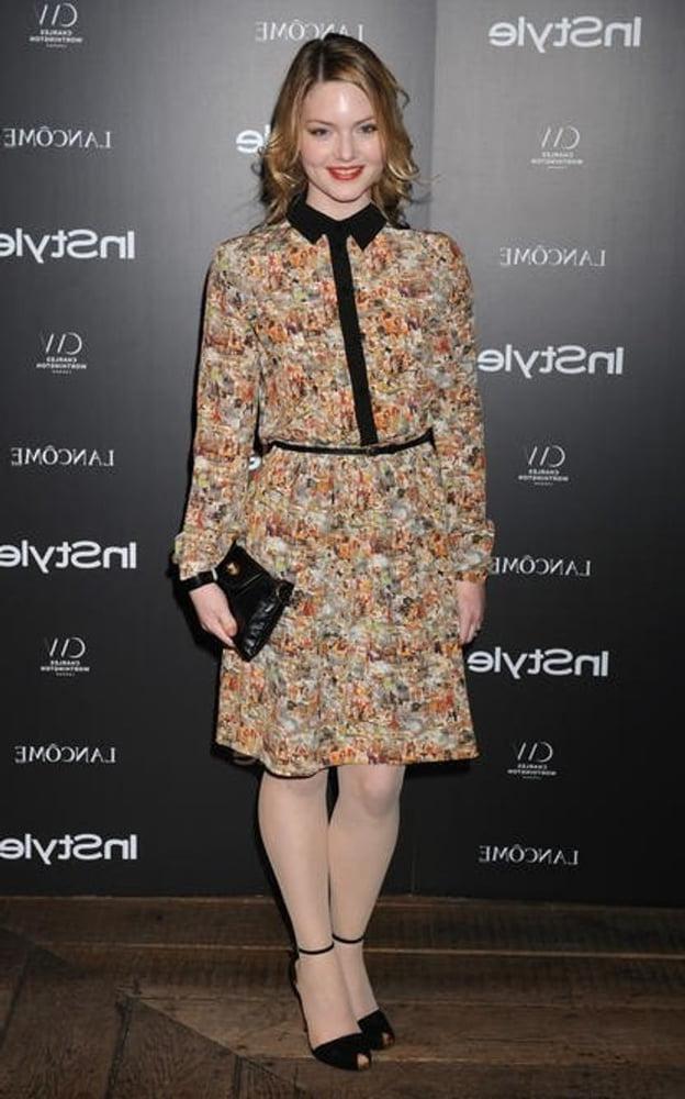 25P Celeb Pantyhose - Holliday Grainger UK Actress