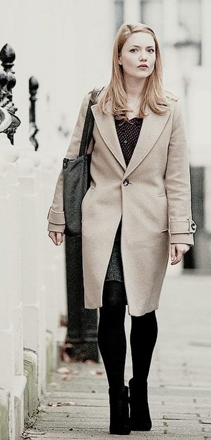 25P Celeb Pantyhose - Holliday Grainger UK Actress