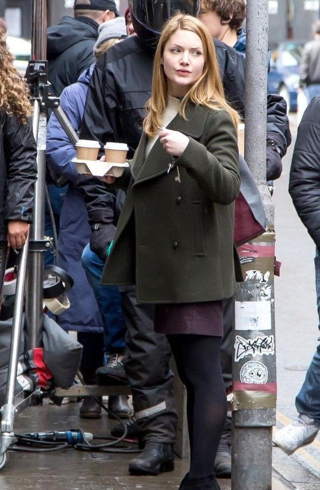 25P Celeb Pantyhose - Holliday Grainger UK Actress