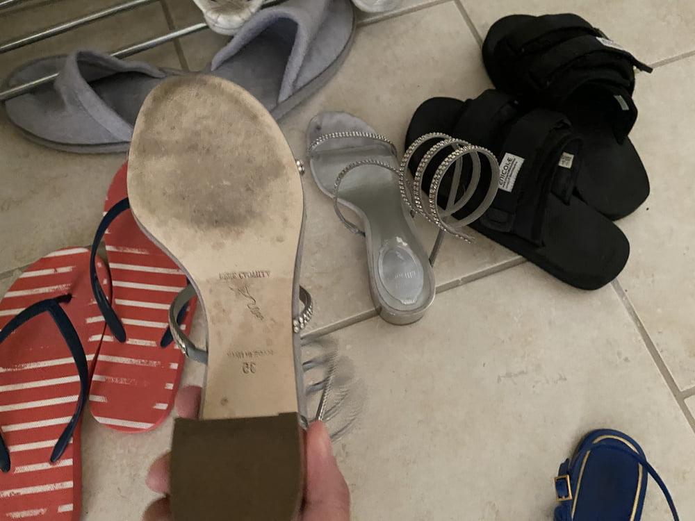 25P My girlfriend's roommate's shoes
