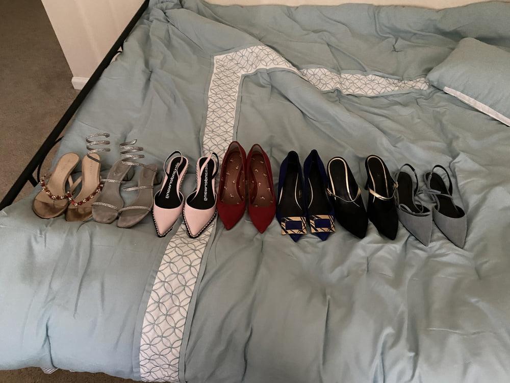 25P My girlfriend's roommate's shoes