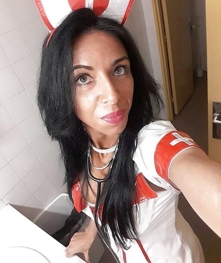 22P black haired French Hottie