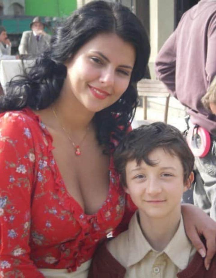 13P Komentarisite glumice serbian milf