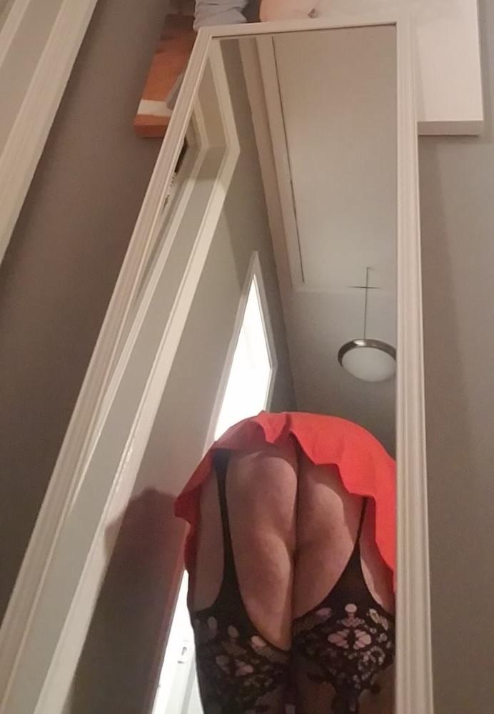 17P pantyhose and stockings