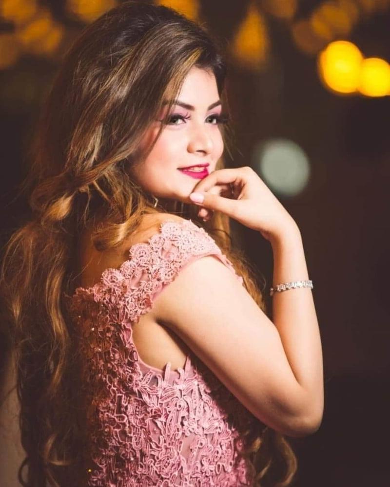 20P Pakistani girl sarika