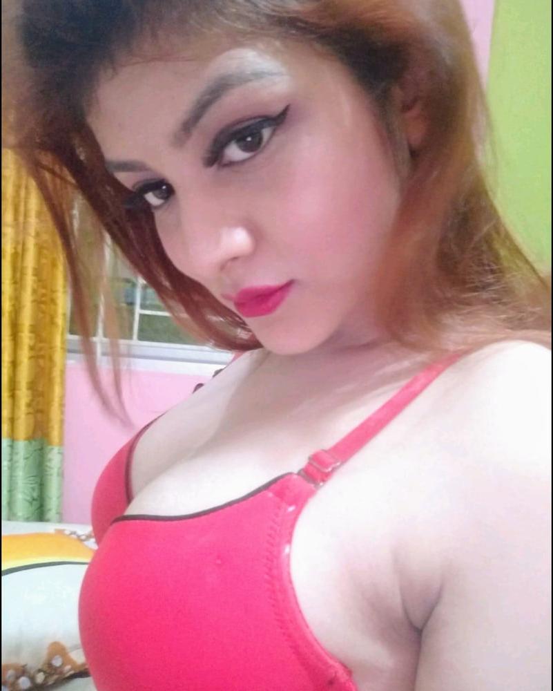 20P Pakistani girl sarika