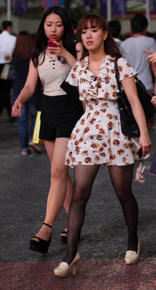 16P Street Pantyhose - Real Life Asian Cunts in Tights