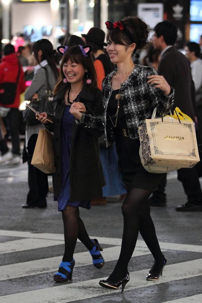 25P Street Pantyhose - Real Life Asian Cunts in Tights