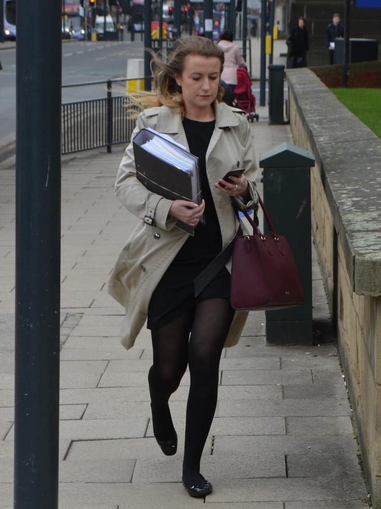20P Street Pantyhose - Real Life UK Slags