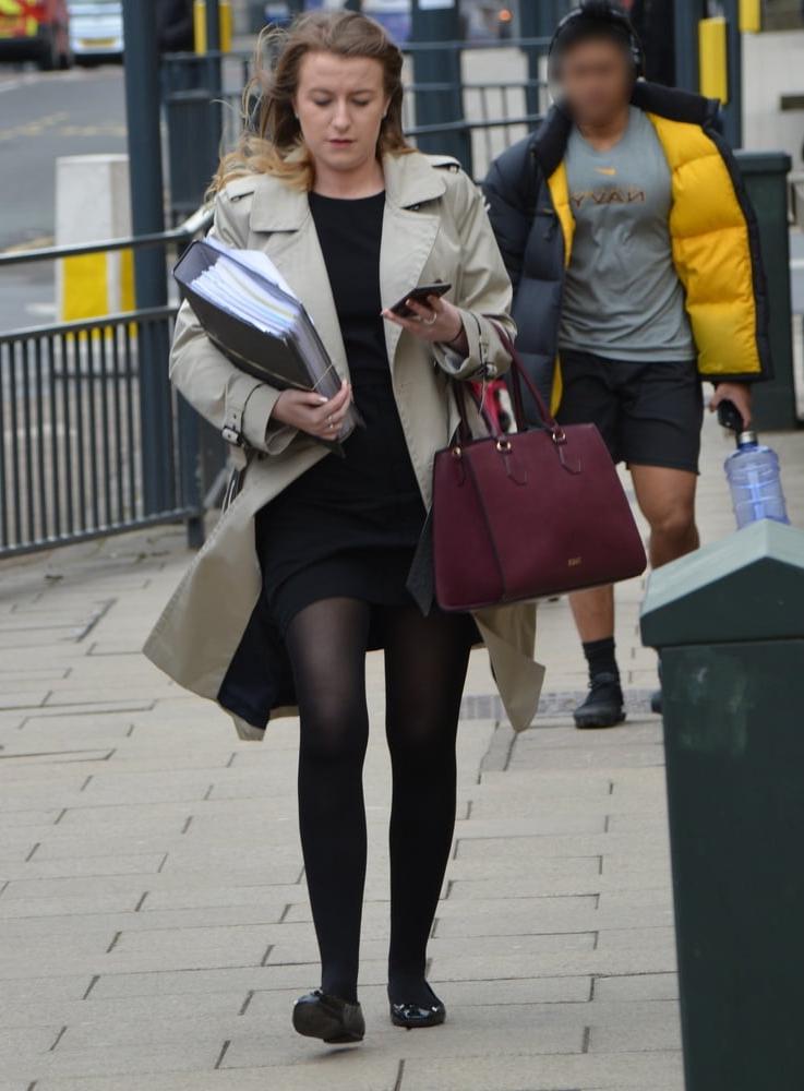 20P Street Pantyhose - Real Life UK Slags