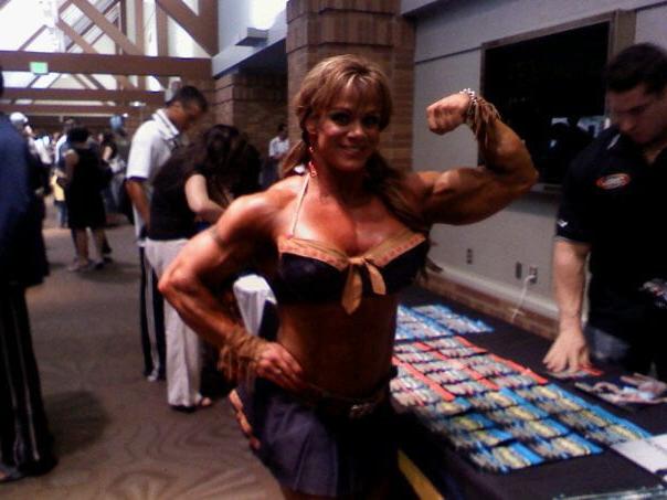 25P Little Muscle Vixen Cathy Lefrancois!