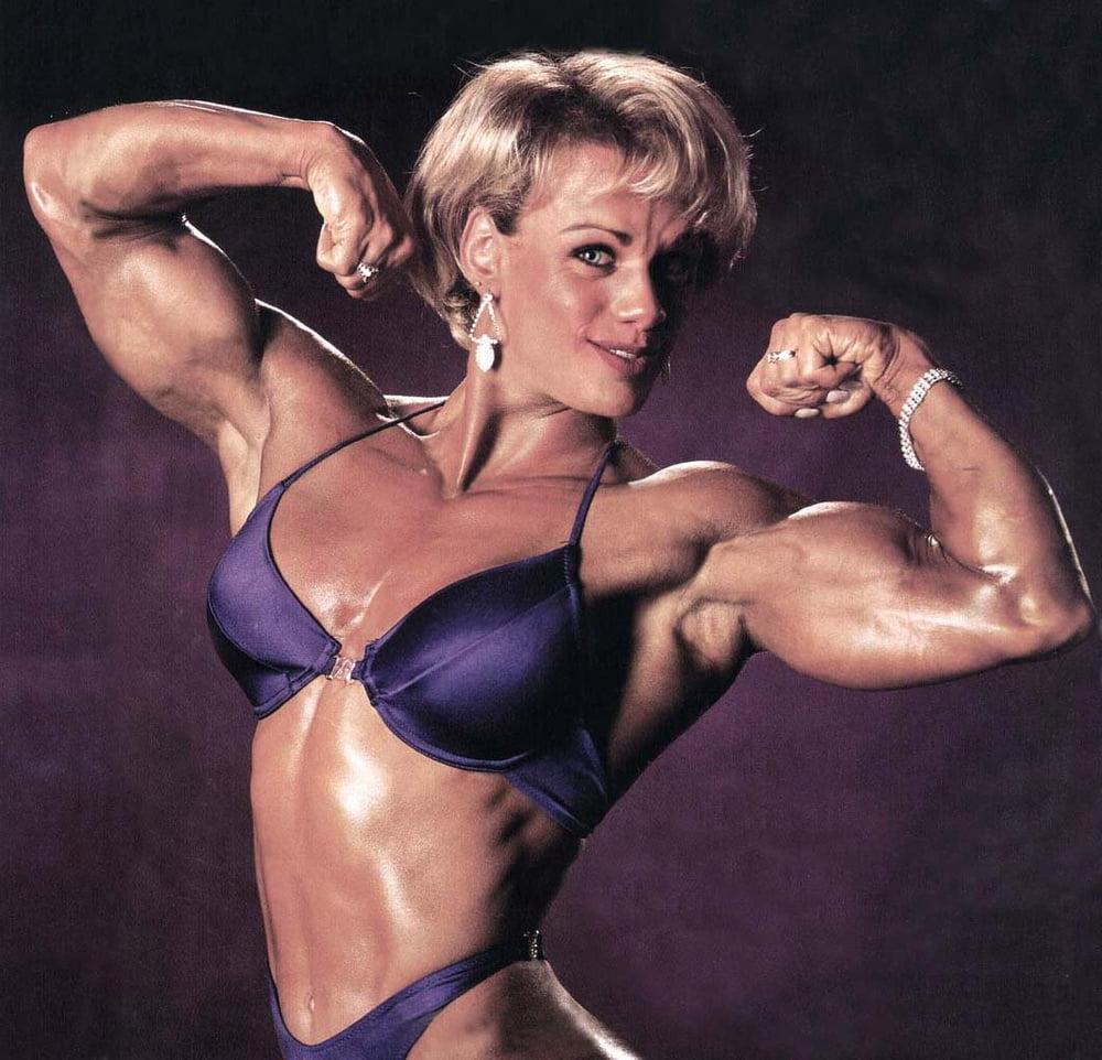 25P Little Muscle Vixen Cathy Lefrancois!