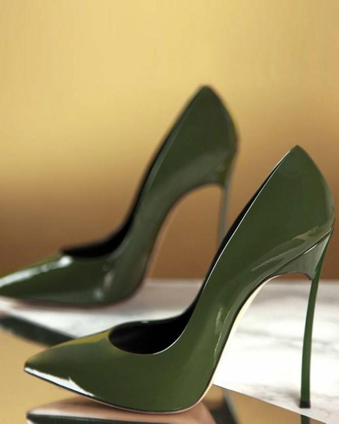 25P High heels 11