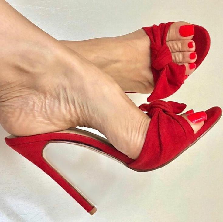 25P High heels 11