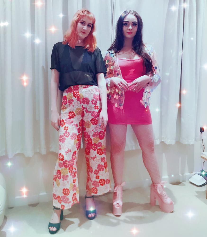25P Cosplay Girl Louisa