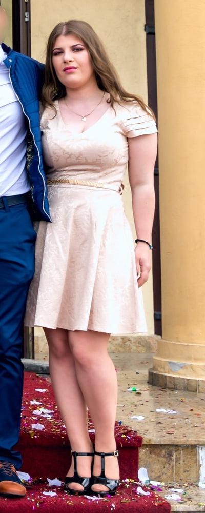 25P Romanian Wedding Pantyhose - Guests