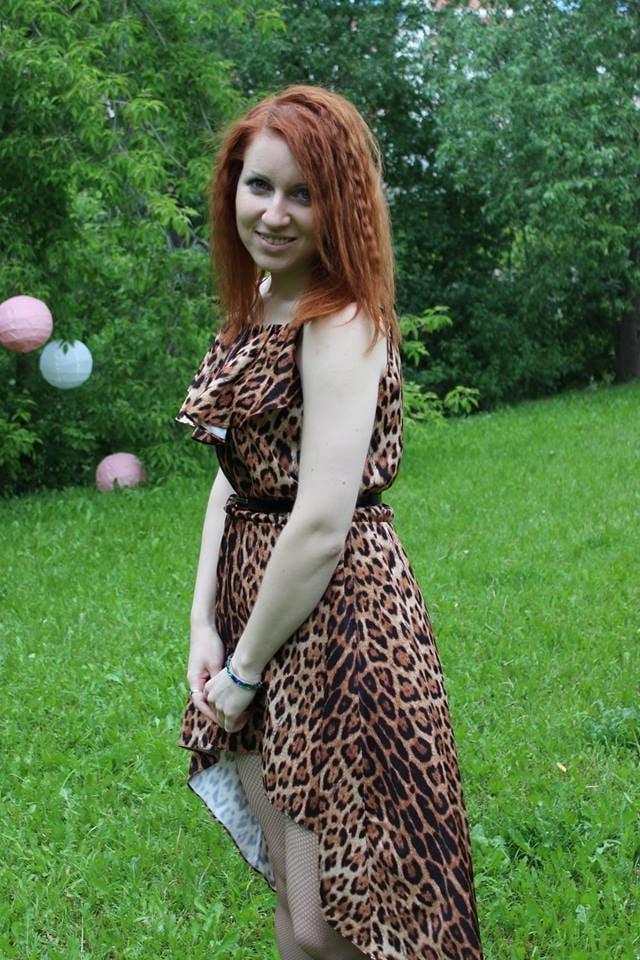 25P sexy females in tights pantyhose nylons 89
