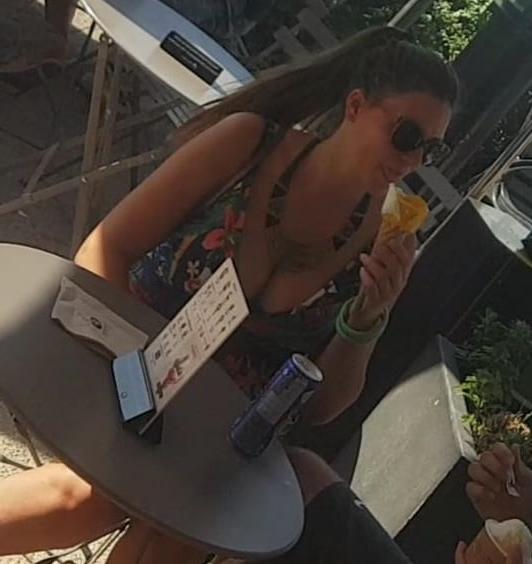 23P sexy girl with high heels mini skirt and big tits suck