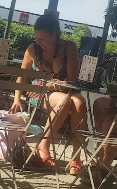 23P sexy girl with high heels mini skirt and big tits suck