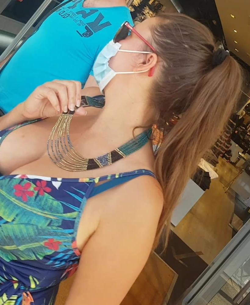 23P sexy girl with high heels mini skirt and big tits suck