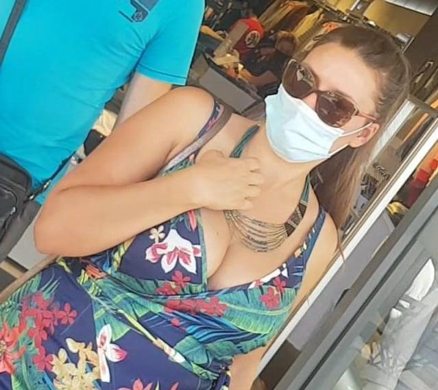 23P sexy girl with high heels mini skirt and big tits suck