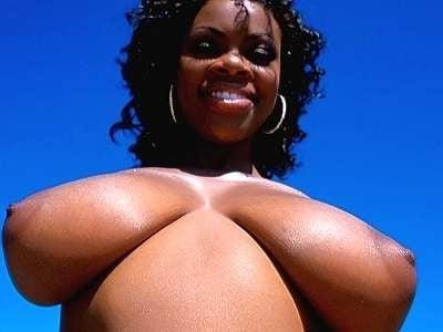 25P Black busty milf